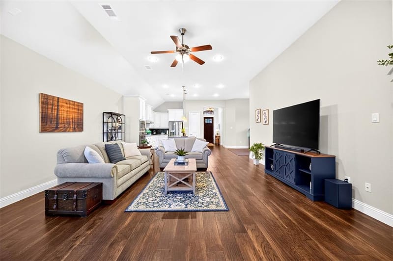 4225 Whispering Willow Way, Arlington TX 76005 - Photo 5