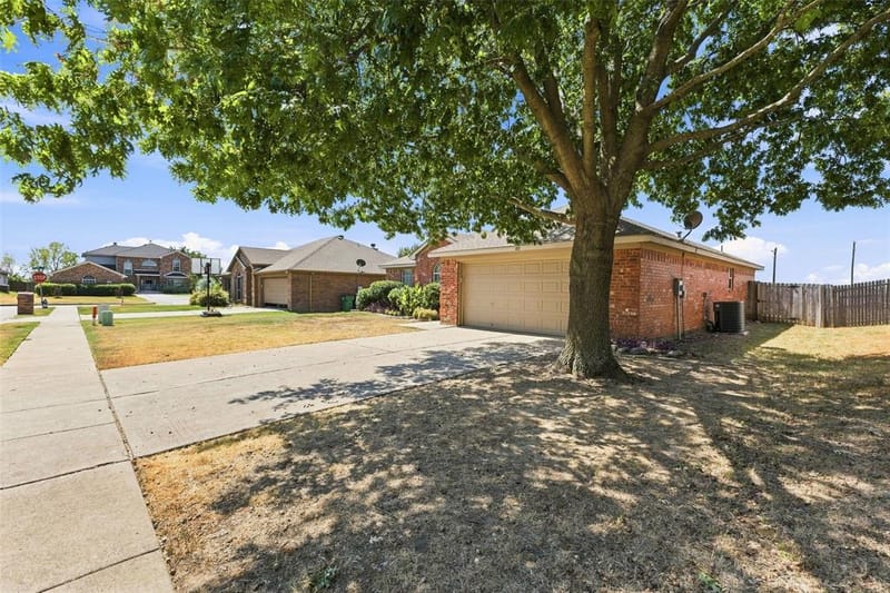 103 Buckskin Drive, Waxahachie TX 75167 - Photo 3