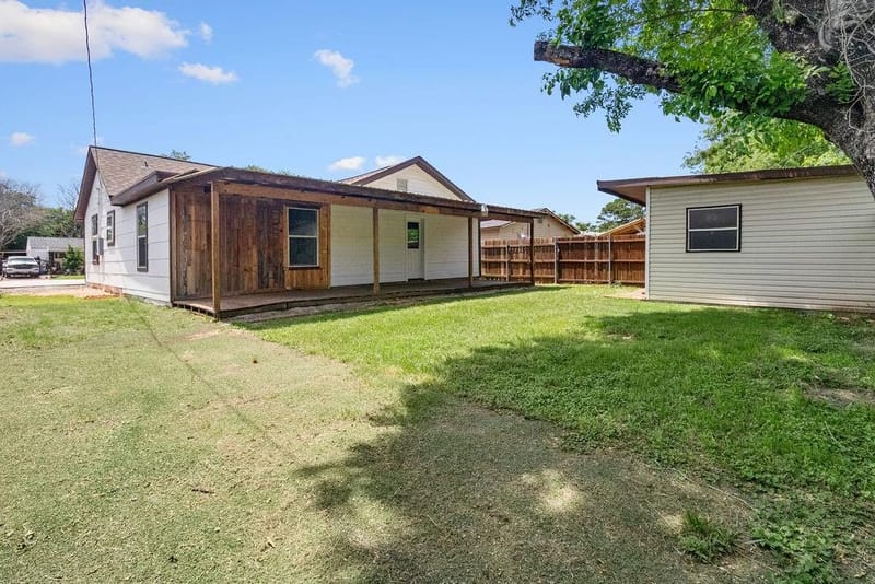 3939 E 4th Street, Fort Worth TX 76111 - Photo 16