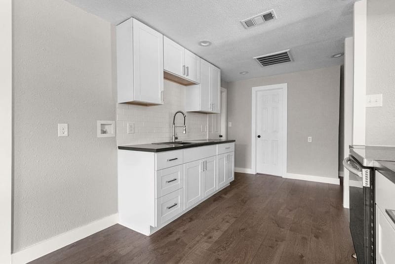 3939 E 4th Street, Fort Worth TX 76111 - Photo 7