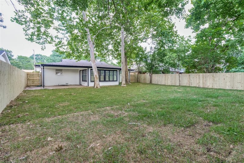 1208 N Grant Drive, Sherman TX 75092 - Photo 23