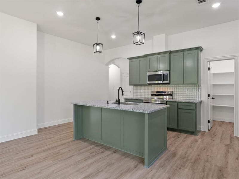 101 N Oak Street, Ector TX 75439 - Photo 8