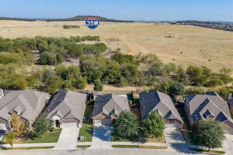 6424 Roaring Creek, Denton TX 76226 - Photo 3