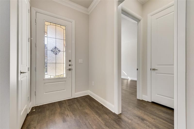 8841 Creek Run Road # 403, Fort Worth TX 76120 - Photo 2
