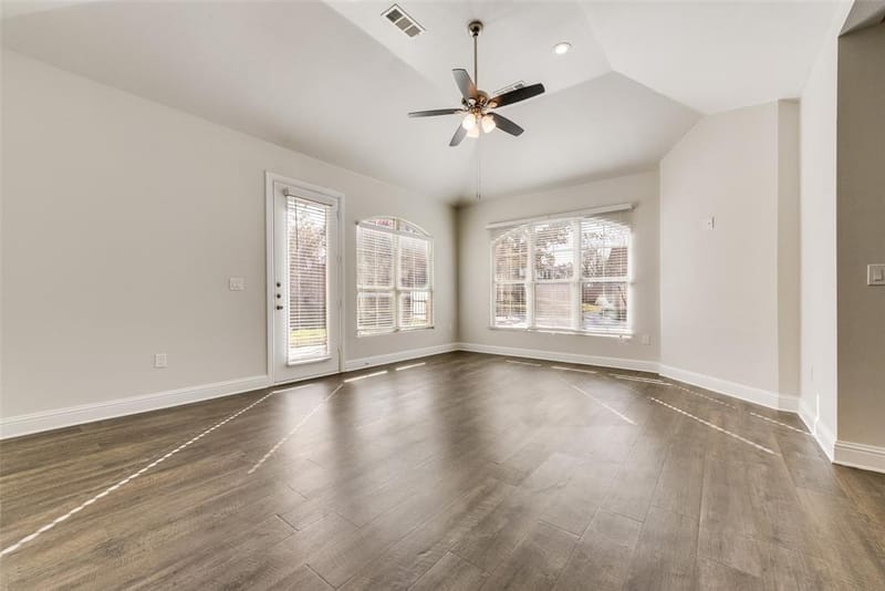 8841 Creek Run Road # 403, Fort Worth TX 76120 - Photo 6