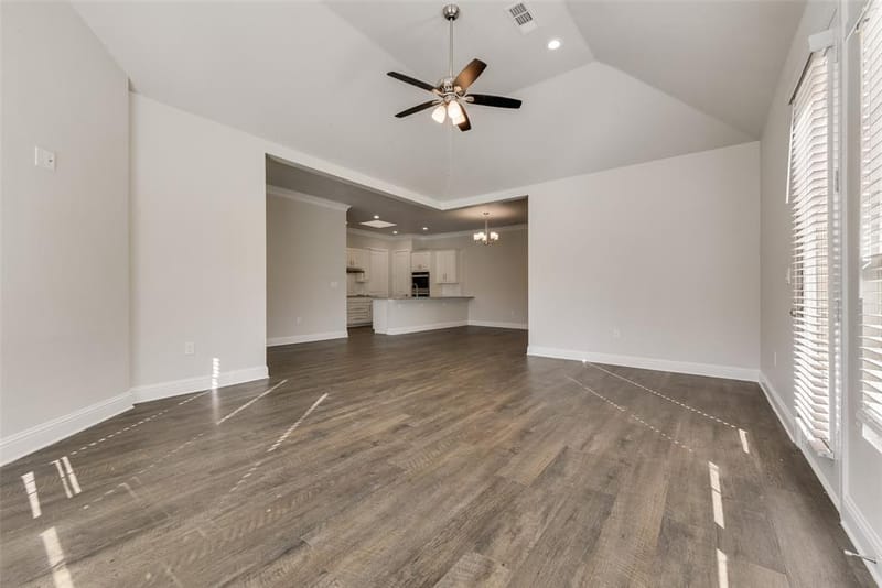 8841 Creek Run Road # 403, Fort Worth TX 76120 - Photo 7