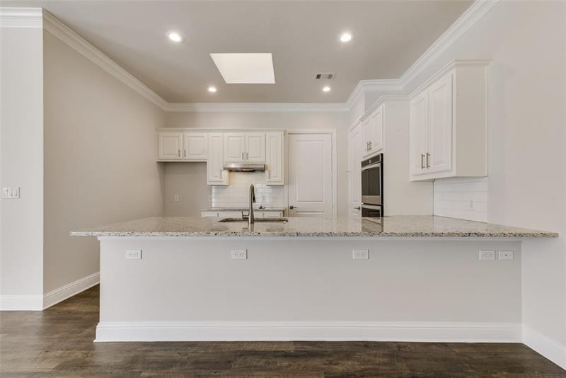 8841 Creek Run Road # 403, Fort Worth TX 76120 - Photo 9