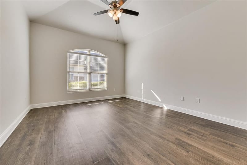 8841 Creek Run Road # 403, Fort Worth TX 76120 - Photo 14