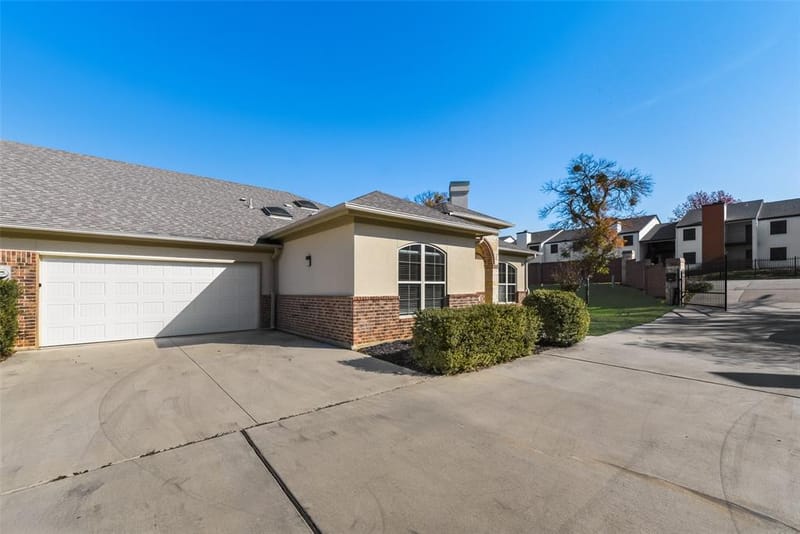 8841 Creek Run Road # 403, Fort Worth TX 76120 - Photo 25