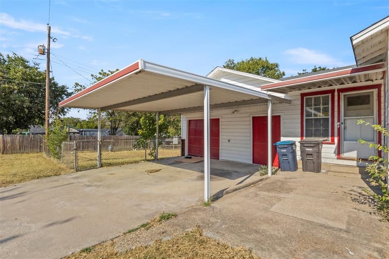 1301 E Ramsey Avenue, Fort Worth TX 76104 - Photo 14