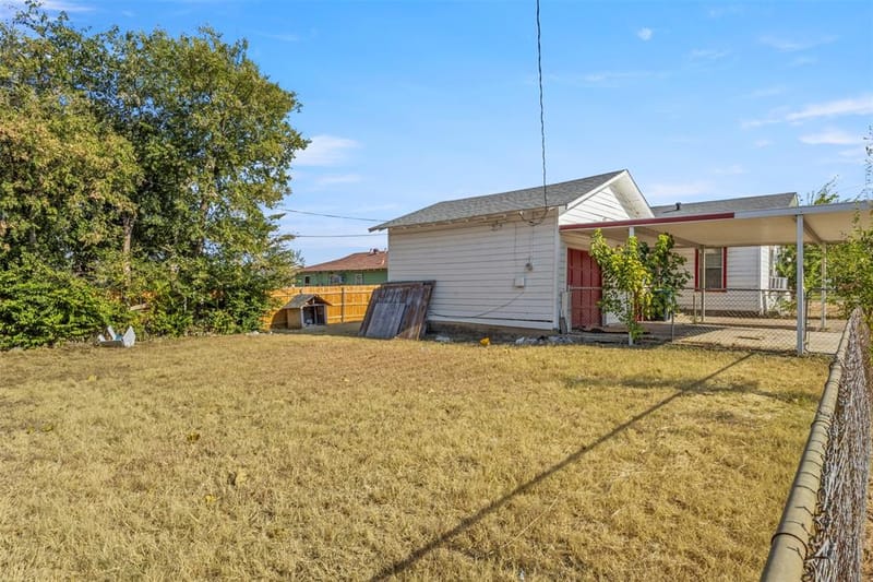 1301 E Ramsey Avenue, Fort Worth TX 76104 - Photo 15
