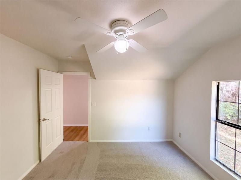 1418 Moss Street, Gainesville TX 76240 - Photo 4