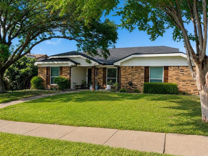 2803 Eagle Pass, Mesquite TX 75150