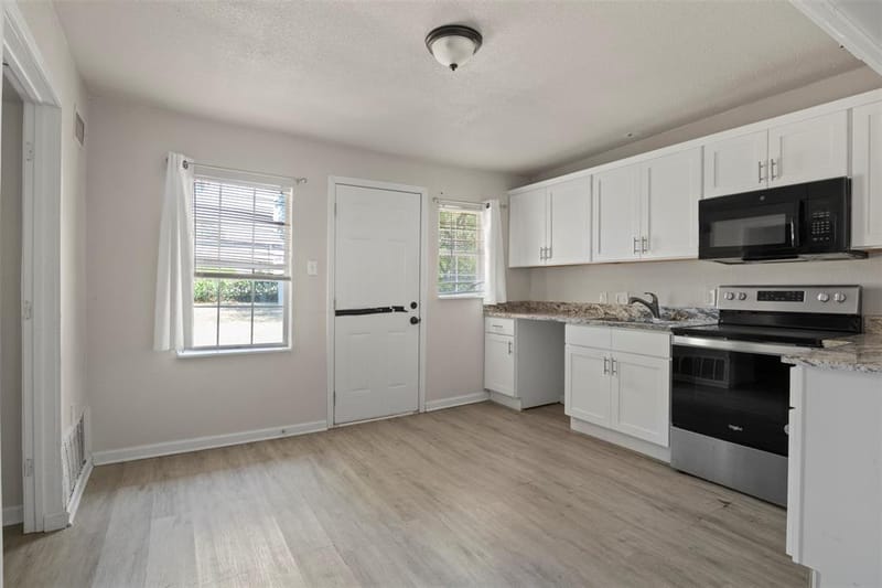 315 Rea Avenue, Lancaster TX 75146 - Photo 6