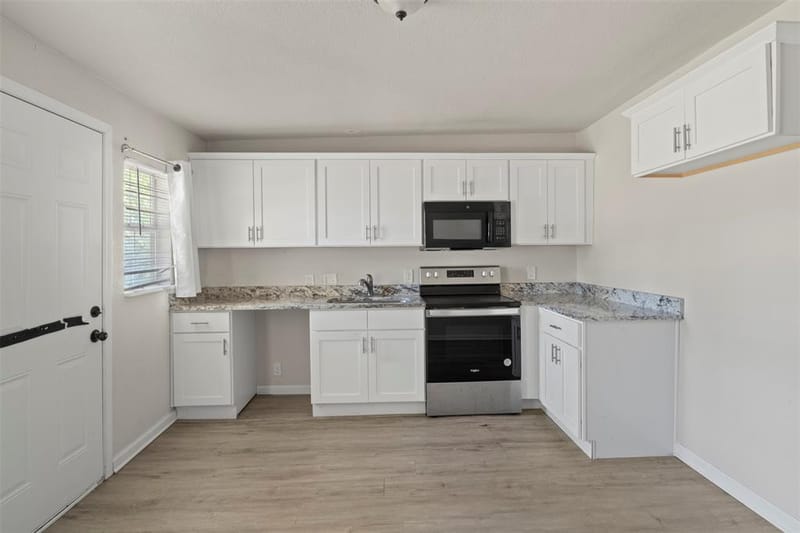 315 Rea Avenue, Lancaster TX 75146 - Photo 7