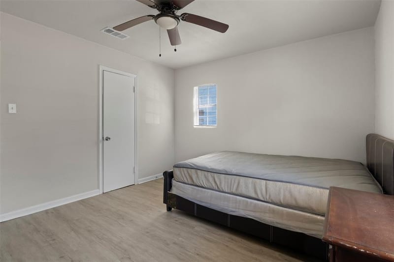 315 Rea Avenue, Lancaster TX 75146 - Photo 9