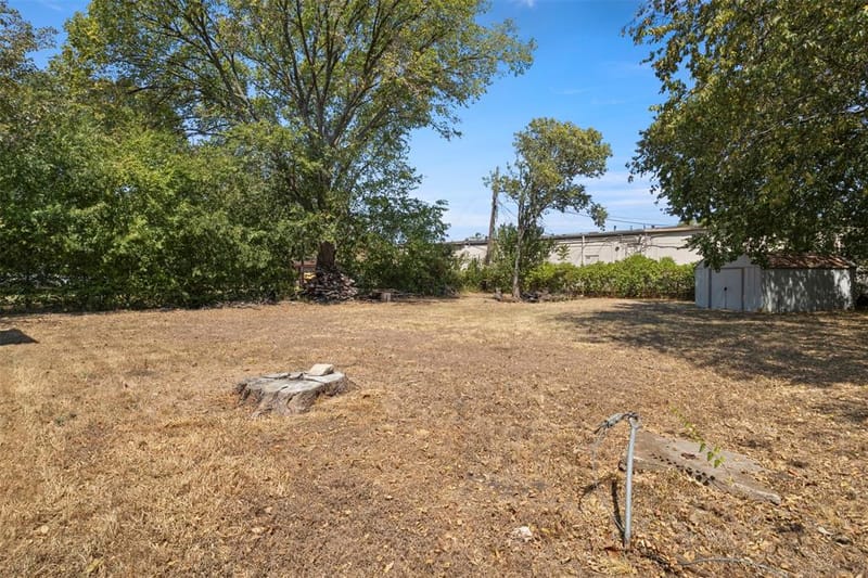 315 Rea Avenue, Lancaster TX 75146 - Photo 15