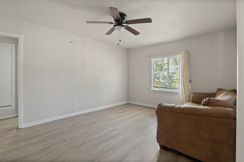 315 Rea Avenue, Lancaster TX 75146 - Photo 4