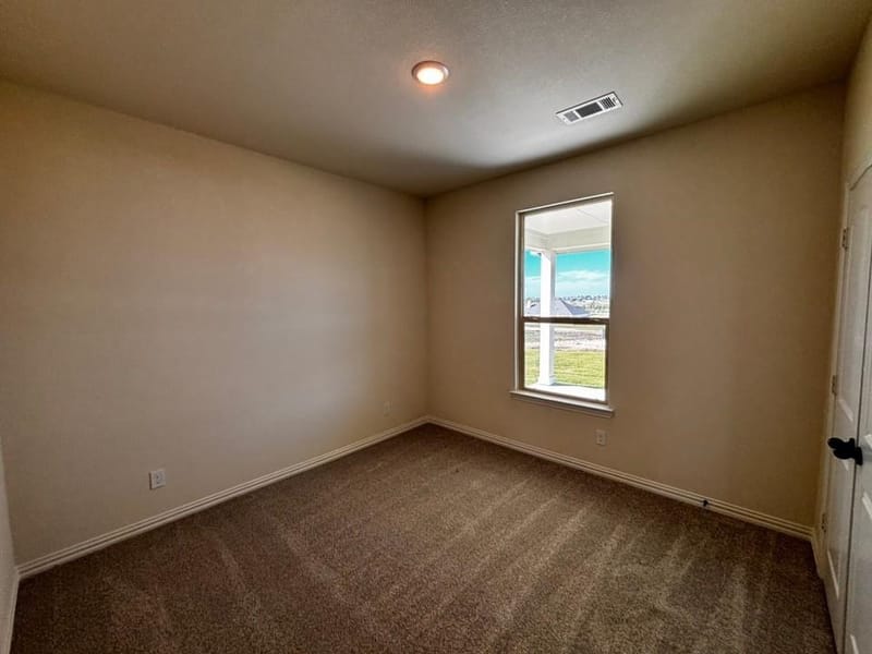 164 Hillview Trail, Decatur TX 76234 - Photo 5