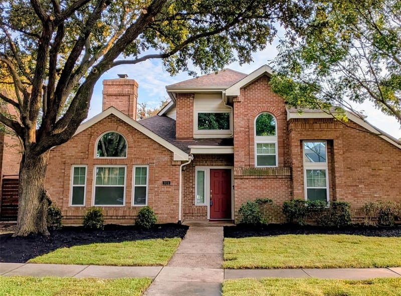 924 McCoy Drive, Irving TX 75062 - Photo 2