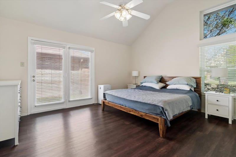 924 McCoy Drive, Irving TX 75062 - Photo 20