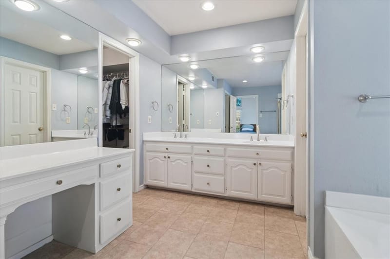 924 McCoy Drive, Irving TX 75062 - Photo 21