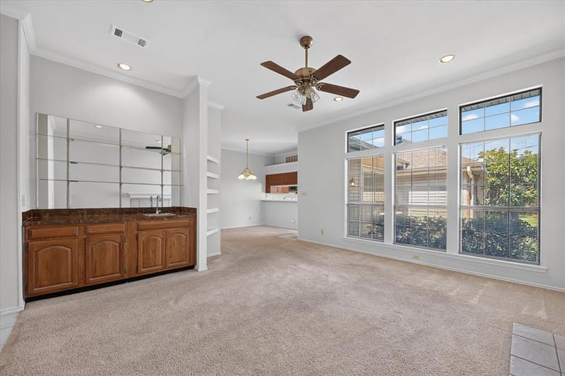 9711 Springtree Lane, Dallas TX 75243 - Photo 9