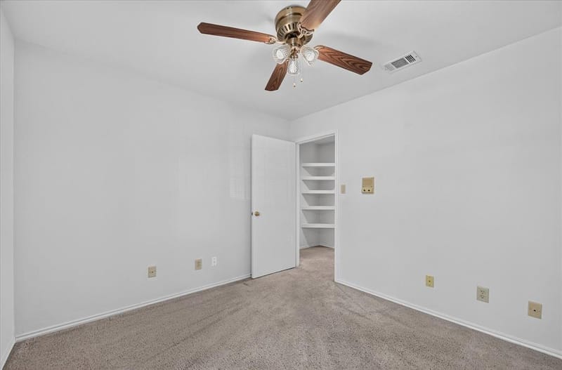 9711 Springtree Lane, Dallas TX 75243 - Photo 24