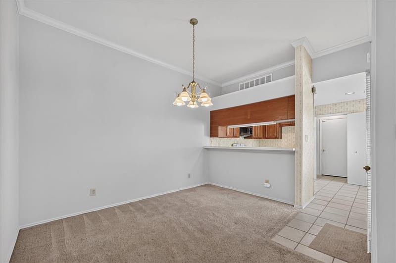 9711 Springtree Lane, Dallas TX 75243 - Photo 11