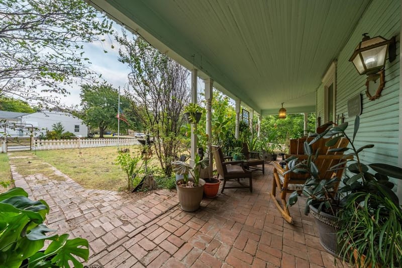 210 S Corporation Street, Hillsboro TX 76645 - Photo 19