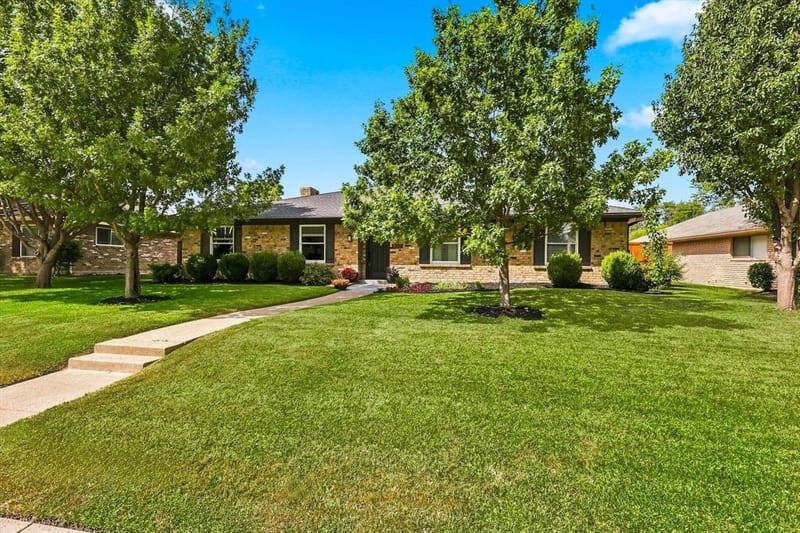 308 Canyon Valley Drive, Richardson TX 75080 - Photo 2