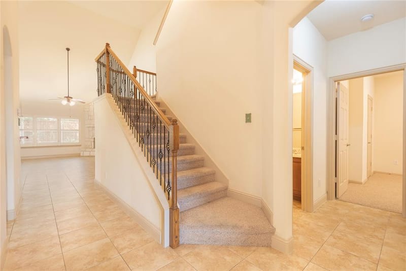 8216 Livingston Lane, McKinney TX 75072 - Photo 9