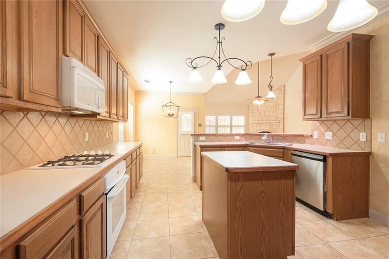 8216 Livingston Lane, McKinney TX 75072 - Photo 18