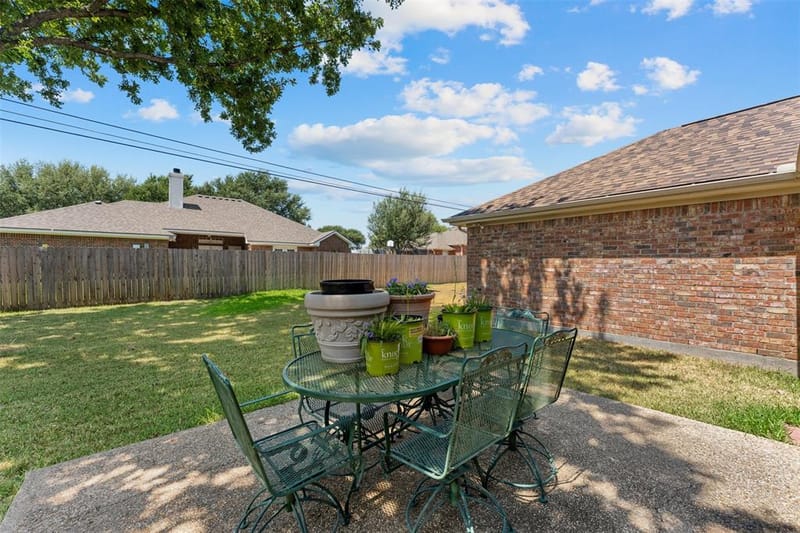 1209 Heatherwood, Hewitt TX 76643 - Photo 36