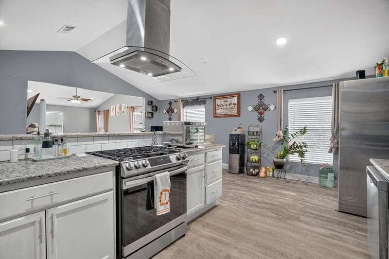 5712 Dana Drive, Haltom City TX 76117 - Photo 7
