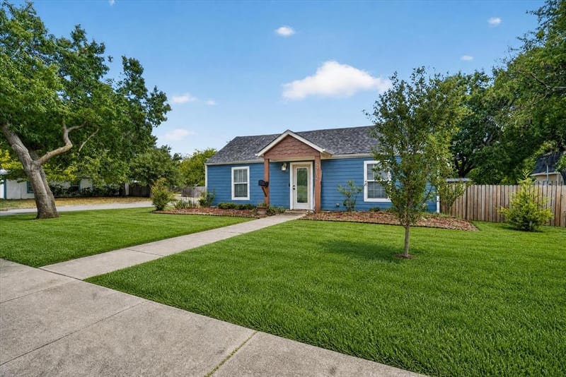 5712 Dana Drive, Haltom City TX 76117 - Photo 3