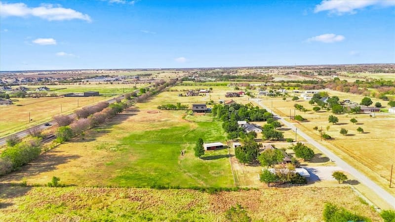 5855 Ge Horton Road, Justin TX 76247 - Photo 34