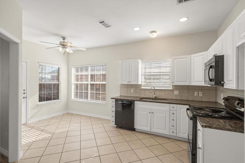 436 Roosevelt Avenue, Terrell TX 75160 - Photo 9