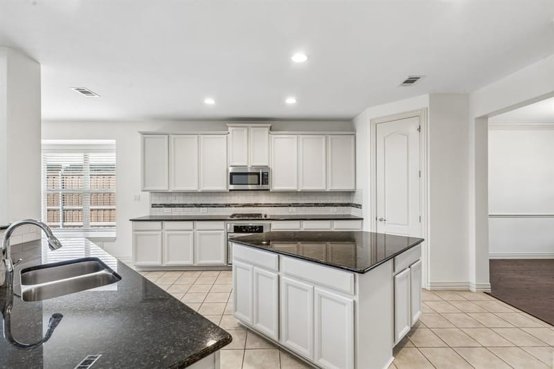 12415 Payne Street, Frisco TX 75033 - Photo 10