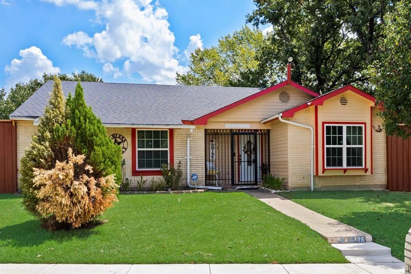 1706 Eastcliff Drive, Dallas TX 75217