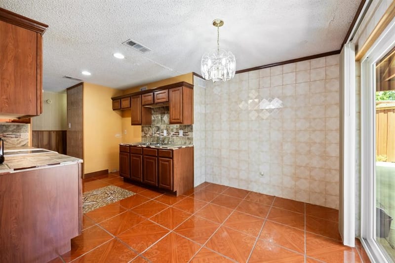 1706 Eastcliff Drive, Dallas TX 75217 - Photo 8