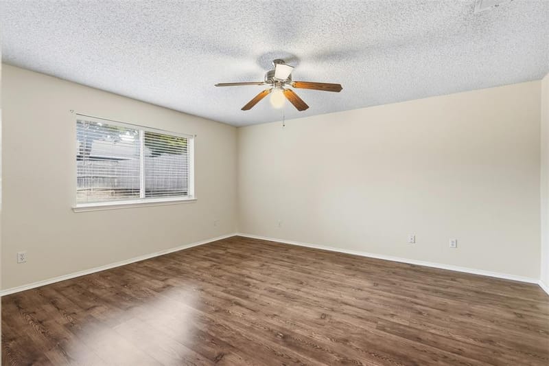 214 Merlin Drive, Weatherford TX 76086 - Photo 8