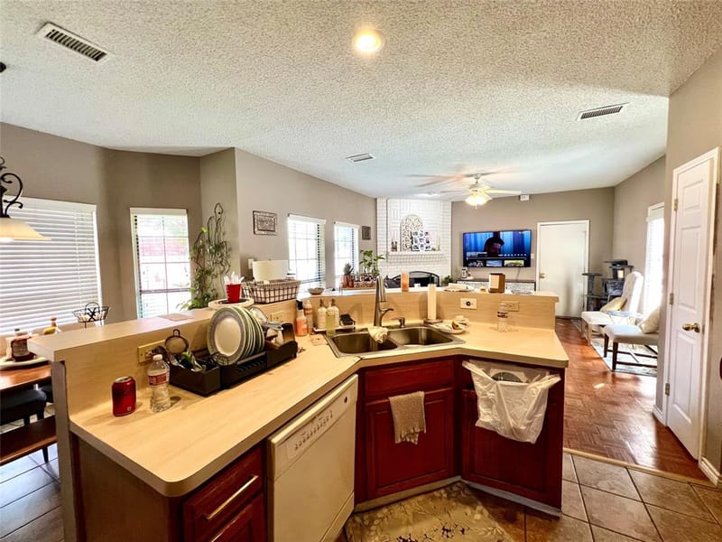 7013 Tremont Lane, Rowlett TX 75089 - Photo 13