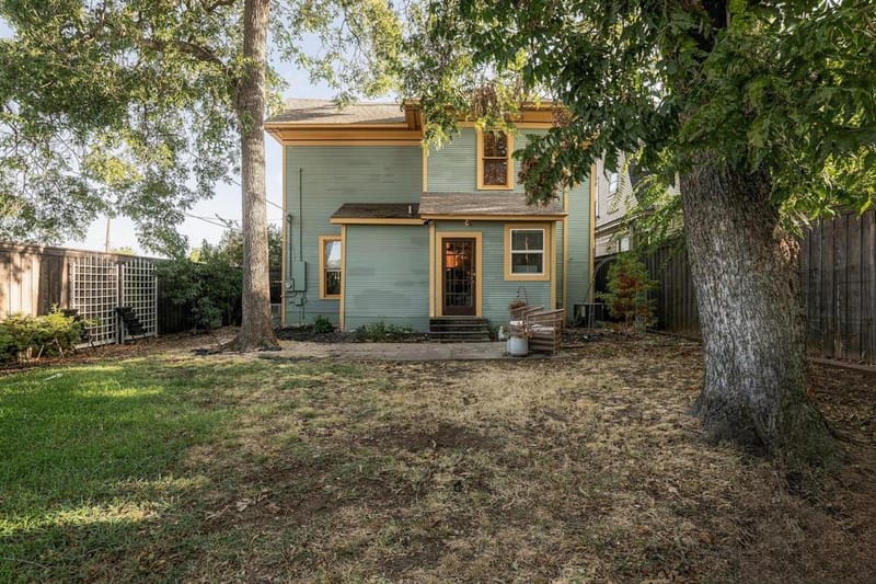 605 W Chestnut Street, Denison TX 75020 - Photo 31