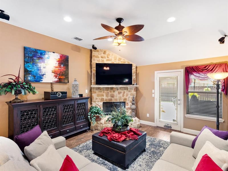 2703 Cove Drive, Grand Prairie TX 75054 - Photo 15