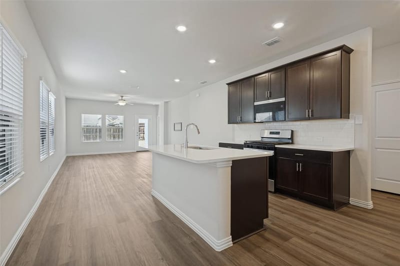610 Hemingway Lane, Lowry Crossing TX 75069 - Photo 6