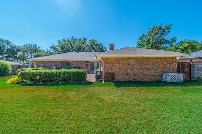 141 Villa Park Drive, Highland Village TX 75077 - Photo 4