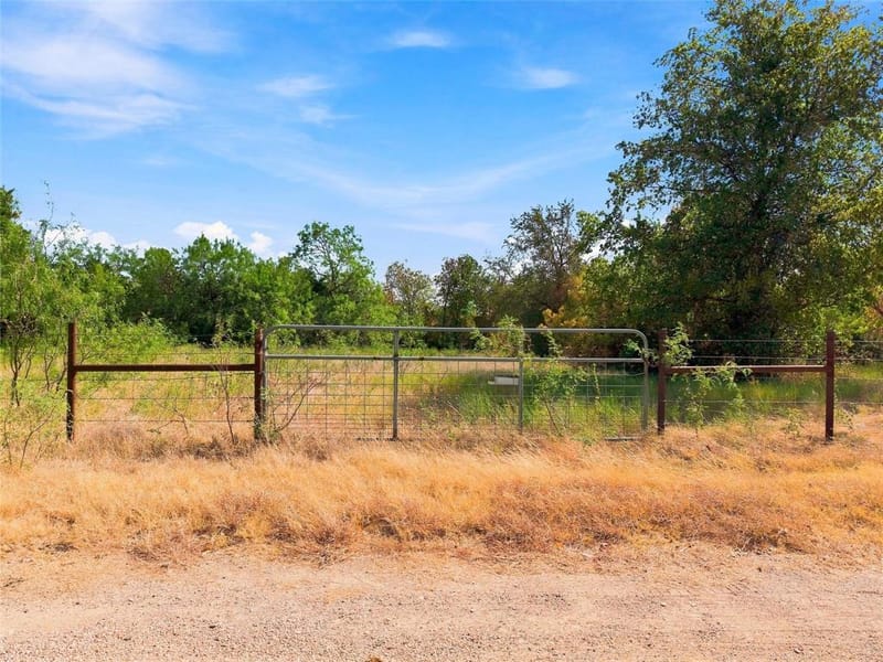 701 Patrick Road, Waco TX 76708 - Photo 16