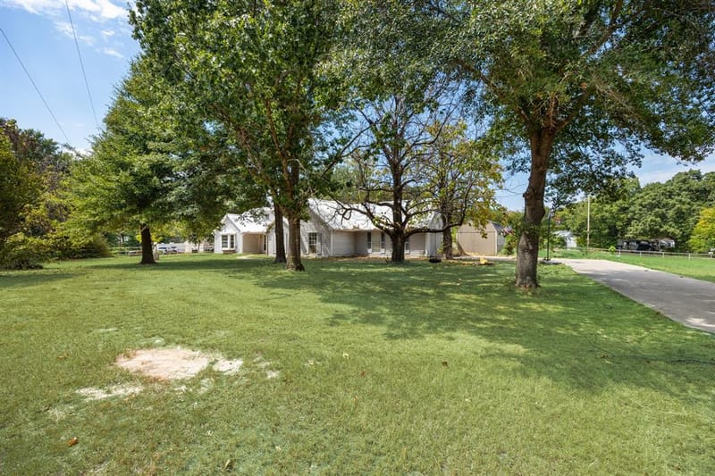 5910 County Road 3515, Quinlan TX 75474 - Photo 8