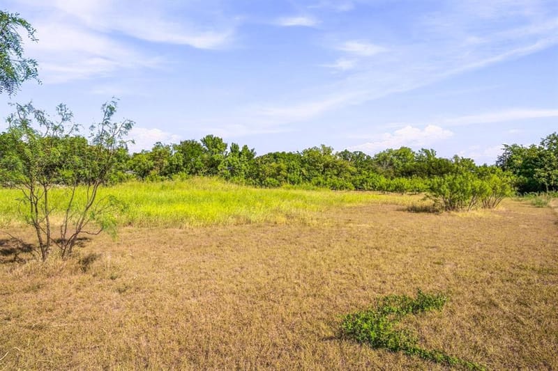 1316 Shawnee Trail, Granbury TX 76048 - Photo 32